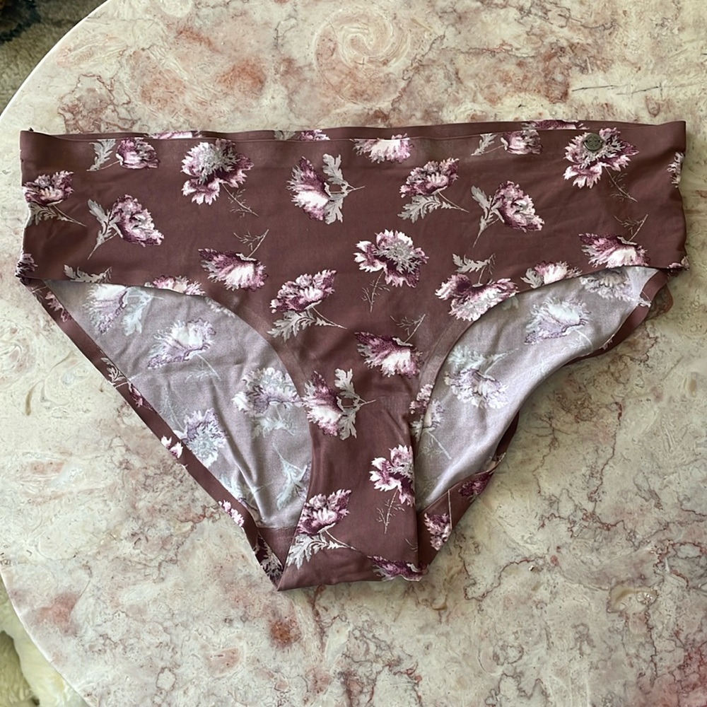 NWOT Set Of 5 Women’s Medium Lucky Brand Hipsters Floral/Brown/Plum/Printed - Picture 5 of 15